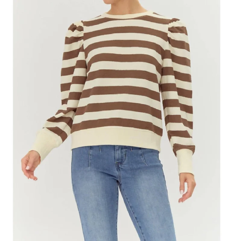 Cal Pal Top Sweatshirt In Cream/brown