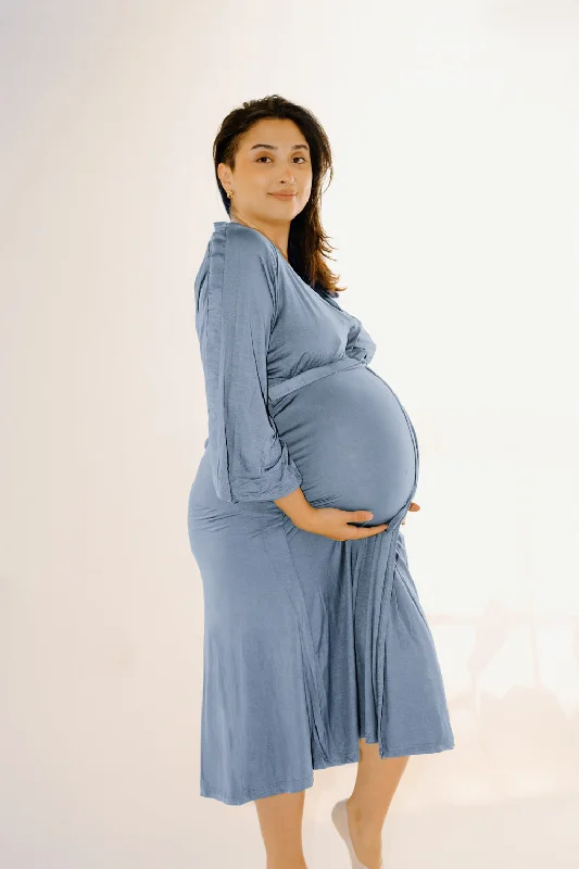 Amelia Labor & Postpartum Gown in Periwinkle